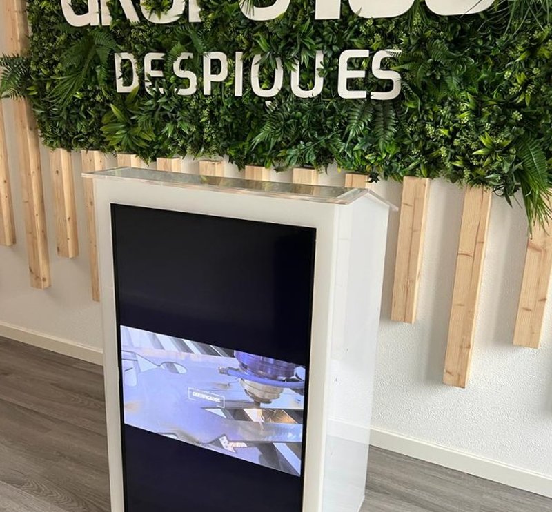 acrilicos-espositores-mobiliario - 02