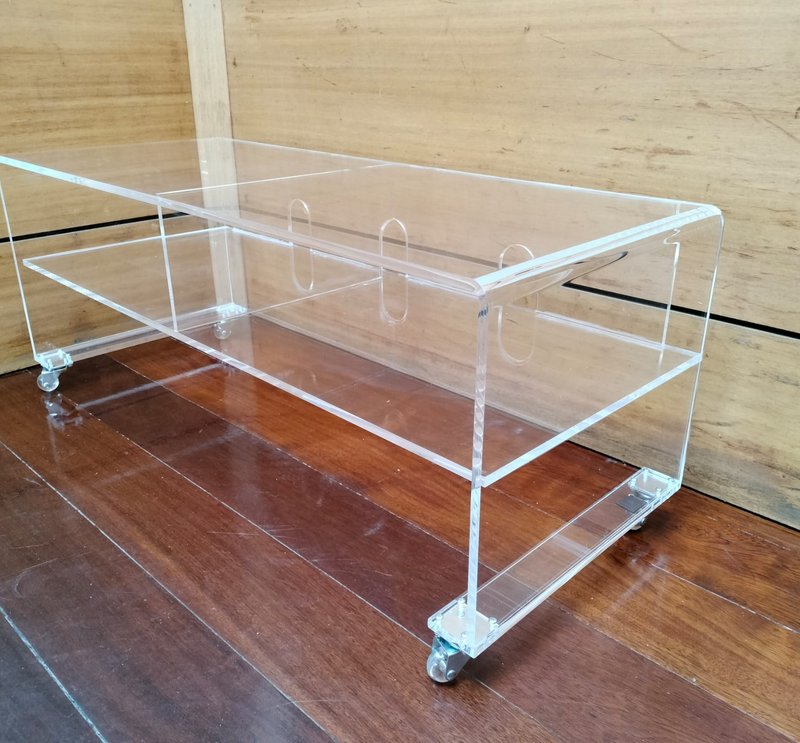 acrilicos-espositores-mobiliario - 13