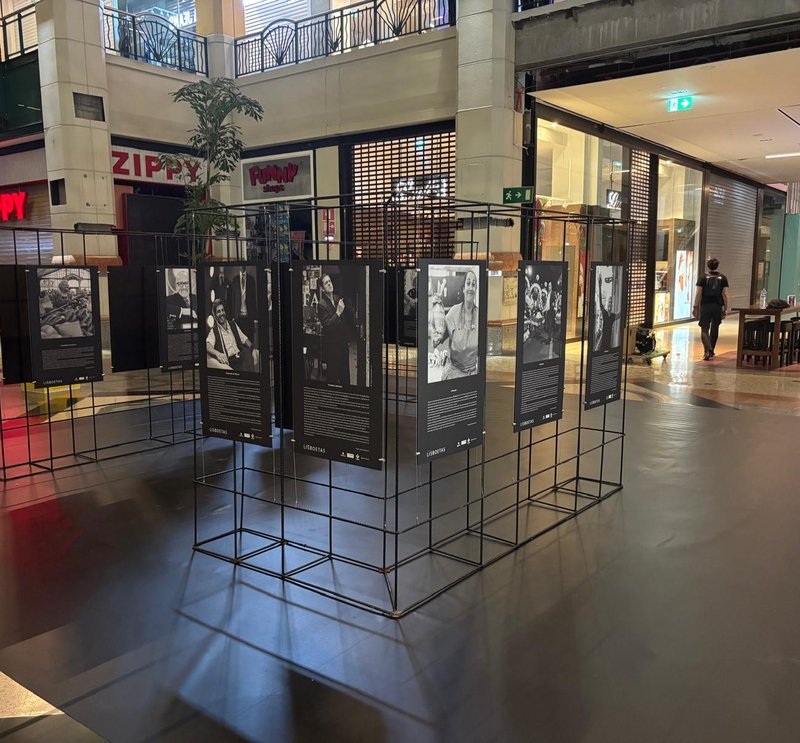 Exposições e Stands - 15