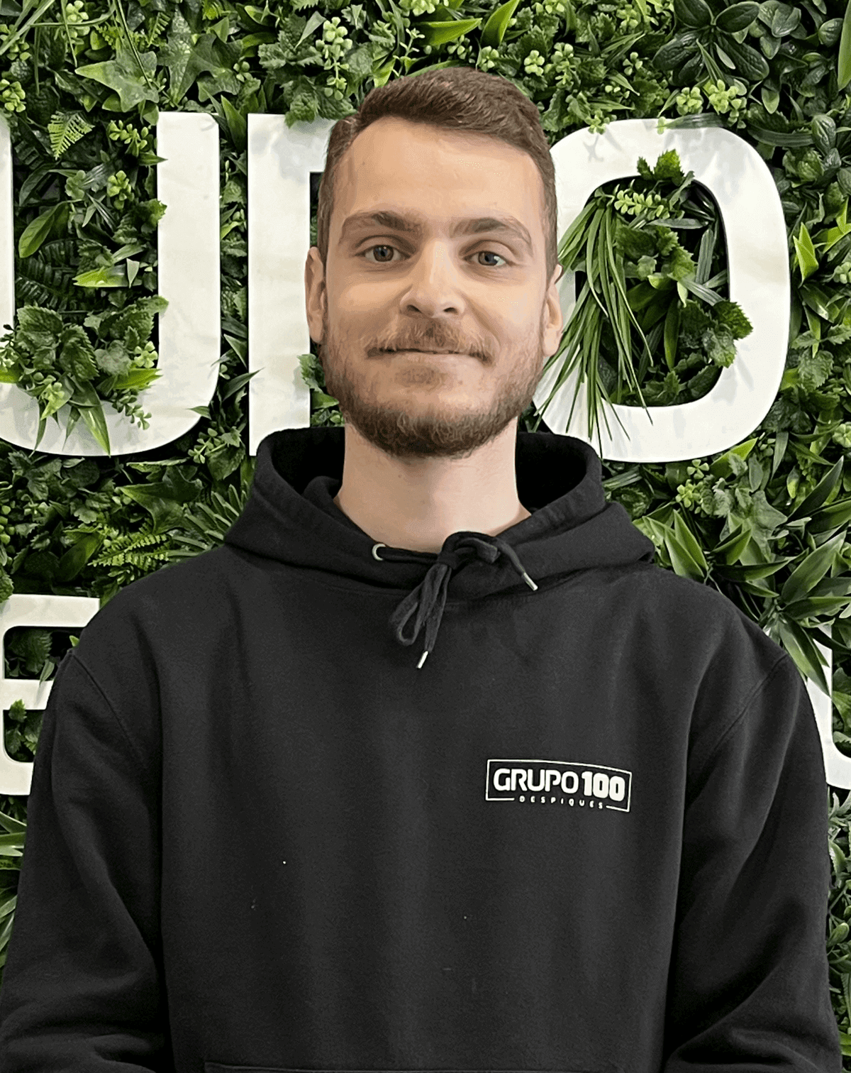 Daniel Cleto - Carpenter